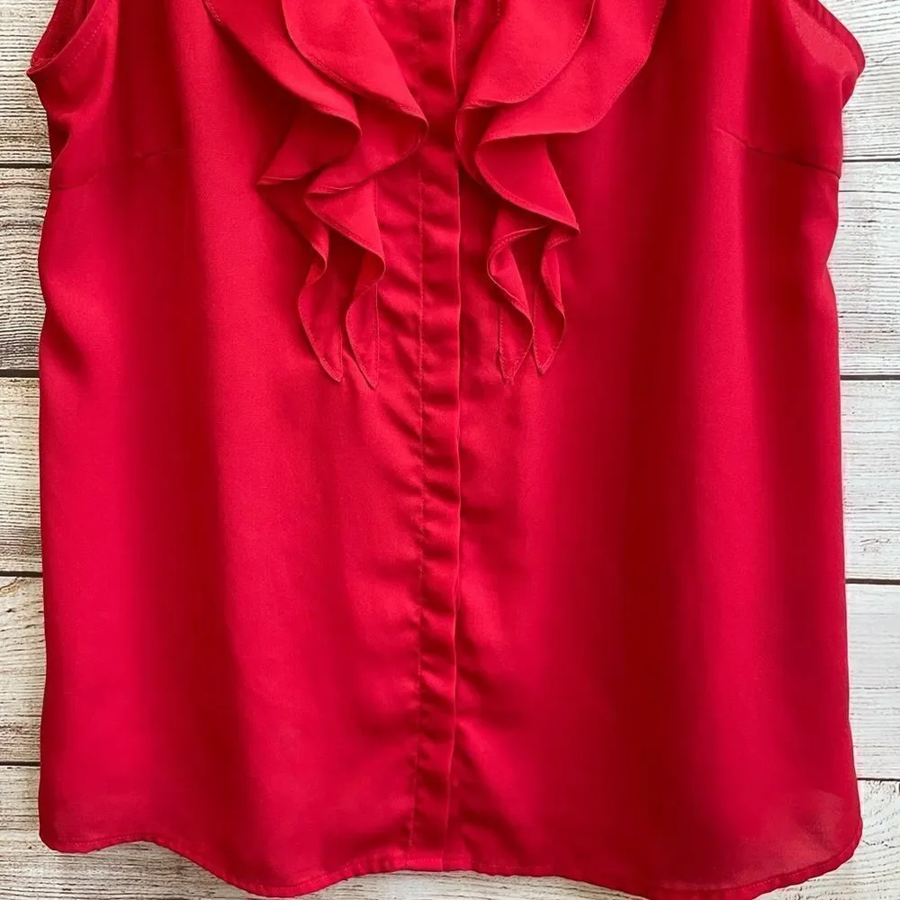 KENNETH COLE REACTION RED TOP WITH RUFFLE FRONT‎